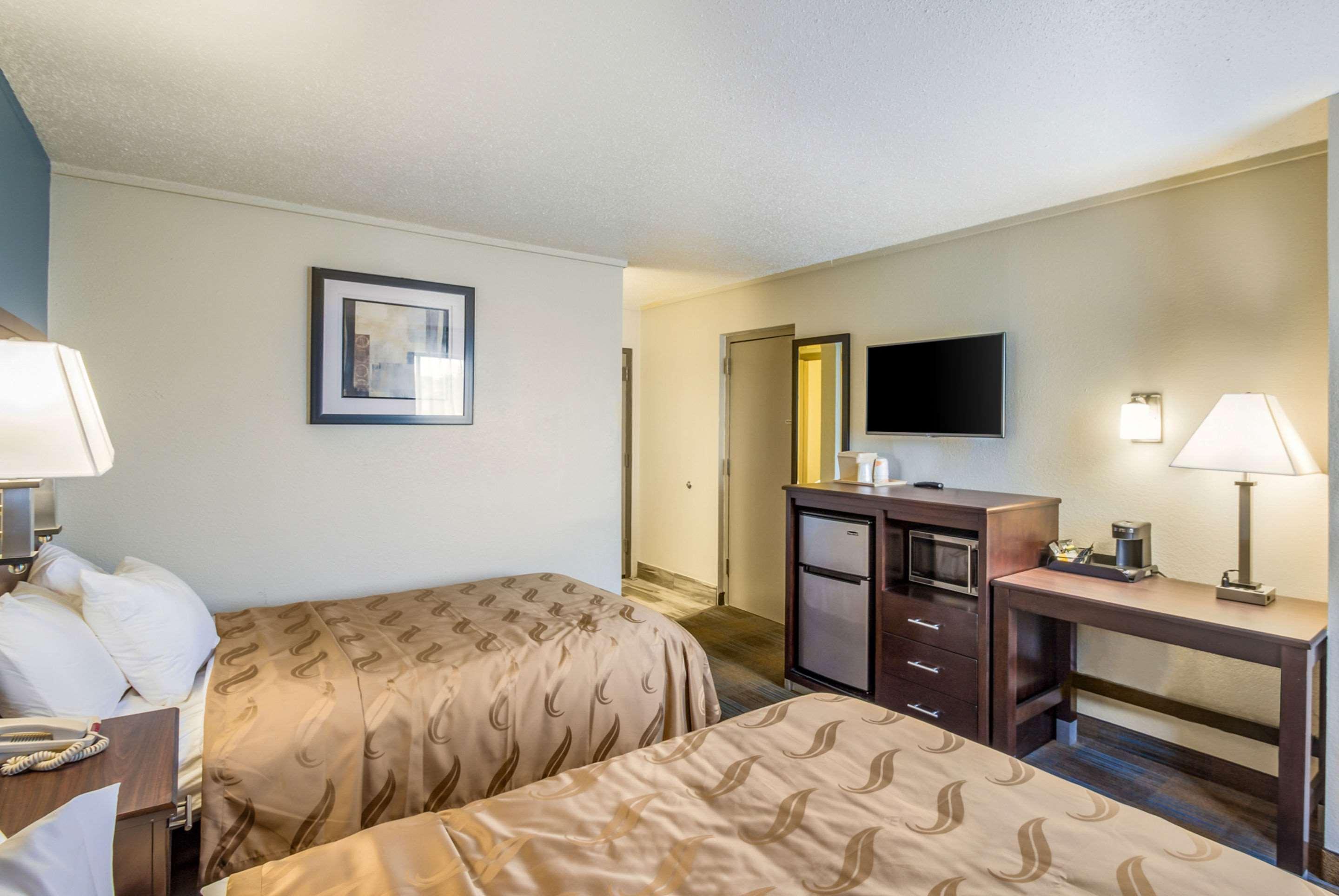 Americinn By Wyndham Madison Wi Buitenkant foto