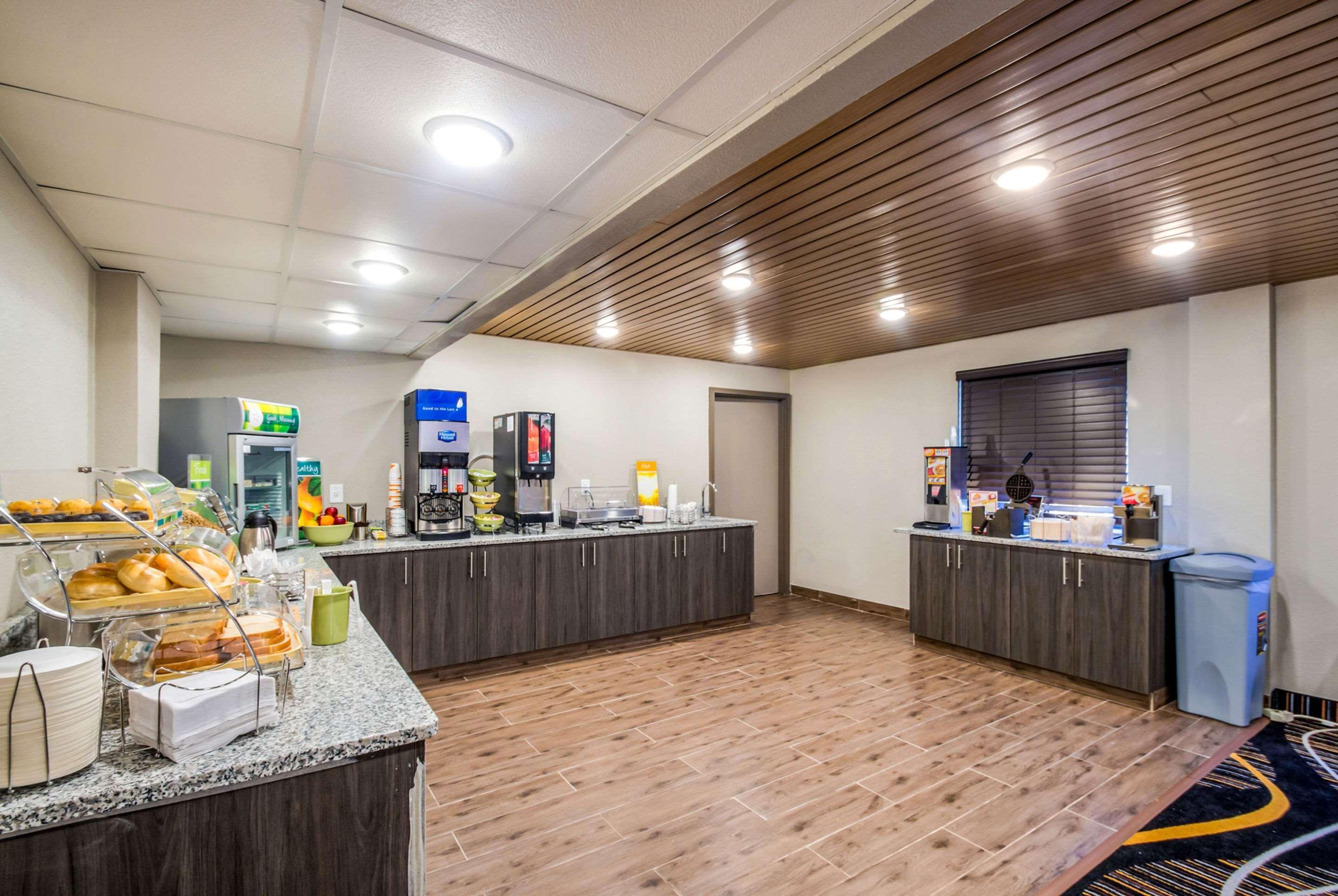 Americinn By Wyndham Madison Wi Buitenkant foto